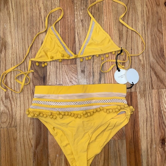 Tularosa swimsuit - Picture 1 of 1